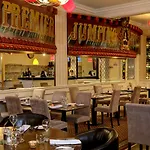 Crown & Mitre Hotel 