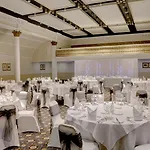 Crown & Mitre Hotel 